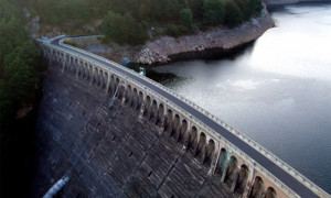 Electricit: Total s'intresse aux grands barrages franais